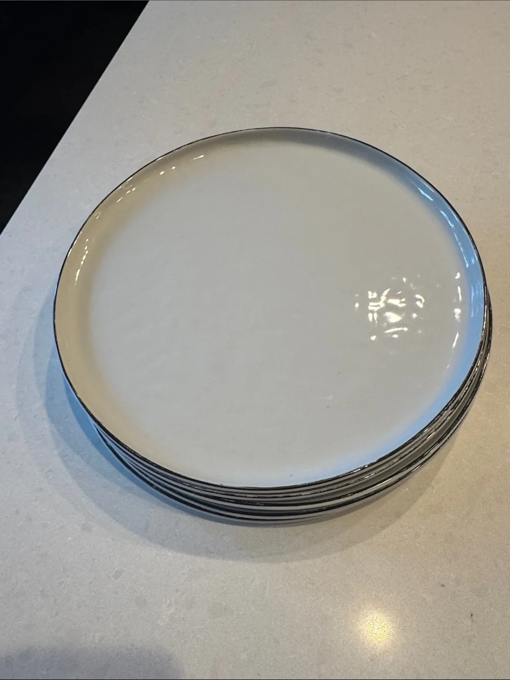 Crate&Barrel  Mercer White Ceramic Dinner Plate - Set of 6 shinny surface.